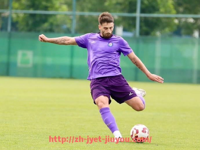 九游jiuyou-足球直播免费视频直播CBA：如何在线观看CBA与足球的比赛直播