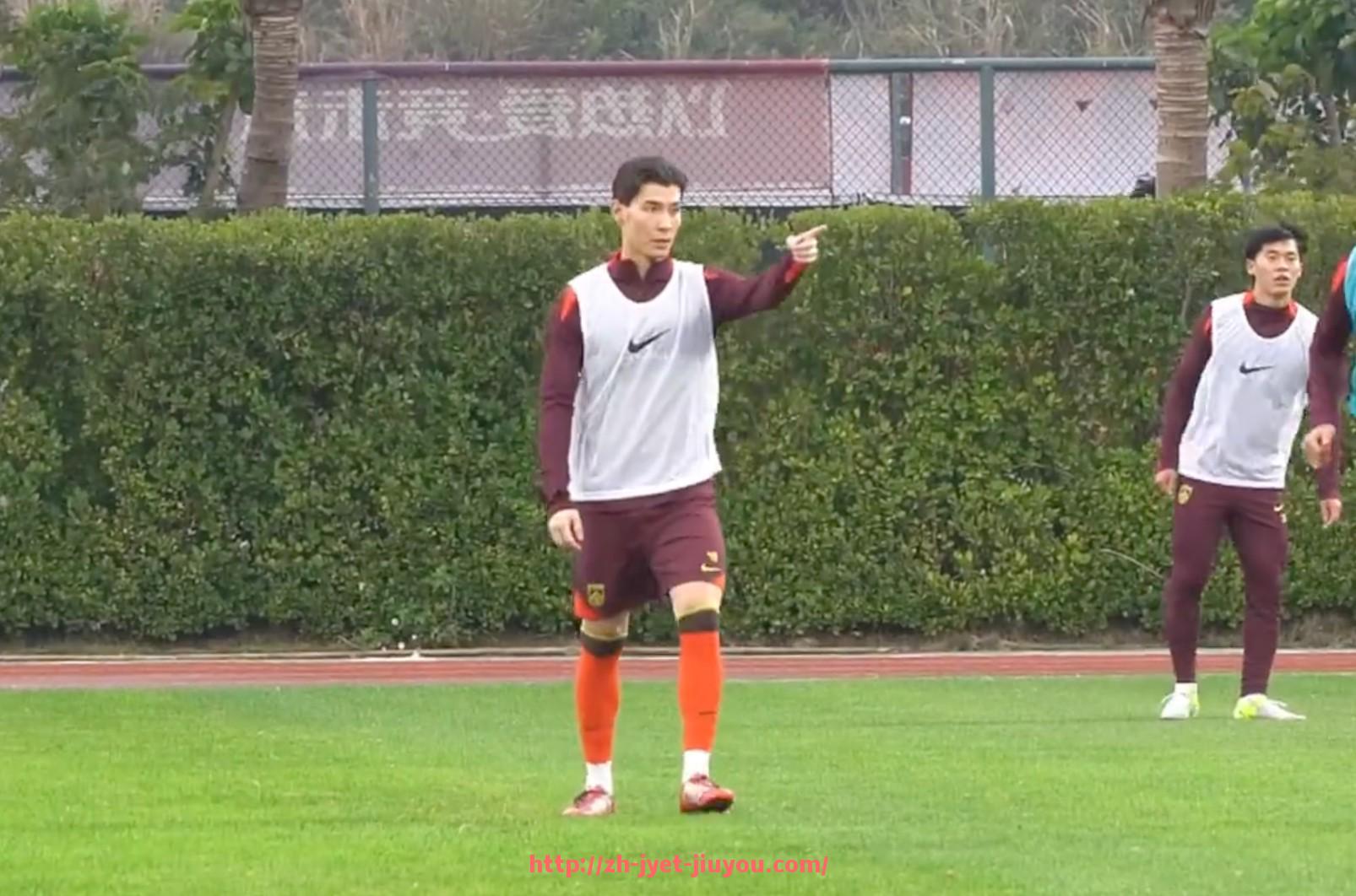 九游jiuyou-法甲夏季转会窗口盘点:球队重建与阵容优化策略